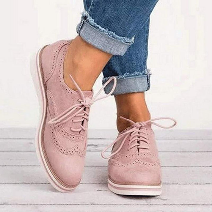 Stylish Women's Lace-Up Brogue Sneakers
