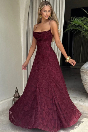 Women’s Elegant Lace Maxi Dress with Romantic Silhouette