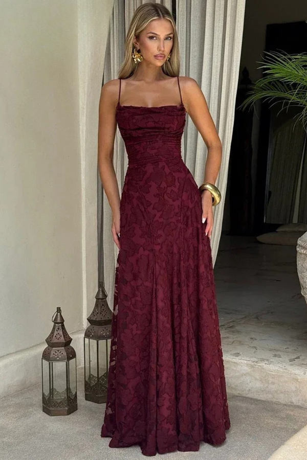Women’s Elegant Lace Maxi Dress with Romantic Silhouette