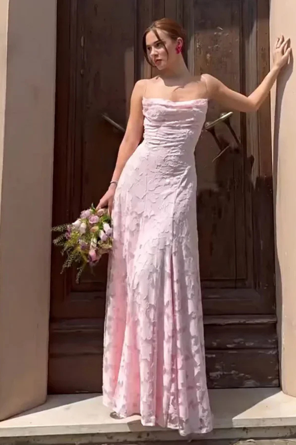 Women’s Elegant Lace Maxi Dress with Romantic Silhouette