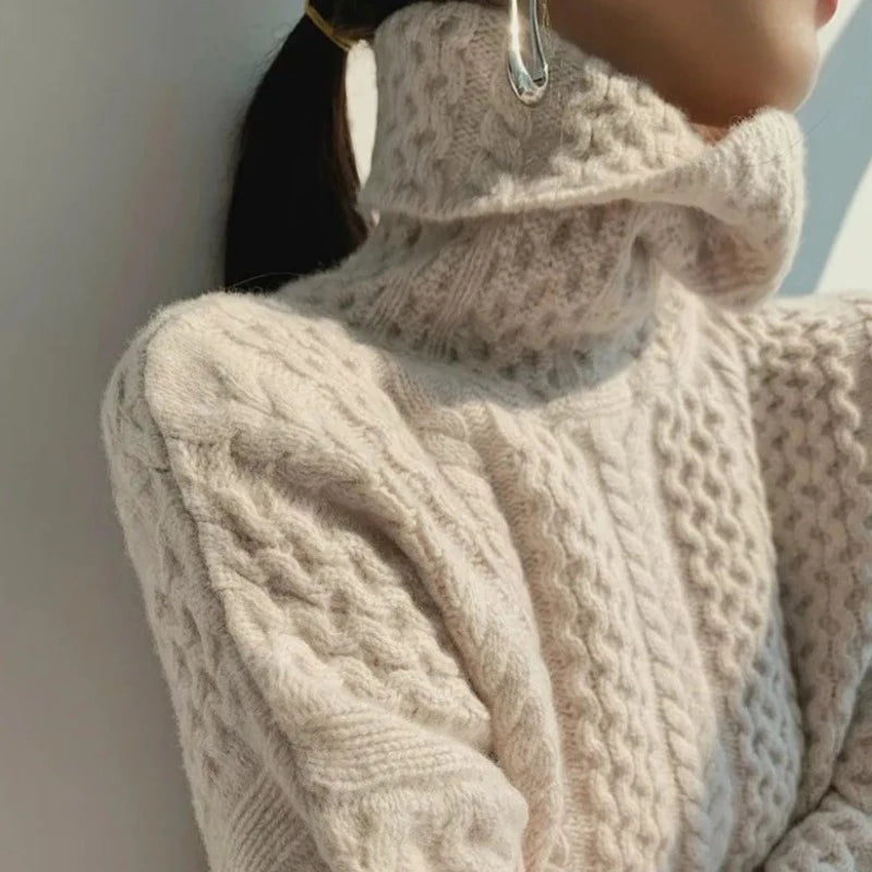 Women’s Cable Knit Turtleneck Sweater
