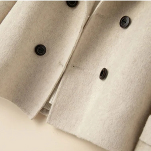 Chic Women's Cashmere Blazer - Luxurious and Cozy Fit