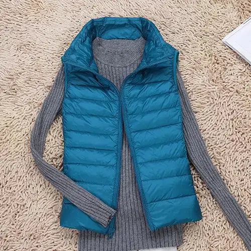Lightweight Women's Puffer Vest - Warm and Sleek Sleeveless Layer