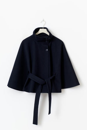 Elegant Women's Coat with Removable Belt and Relaxed Fit