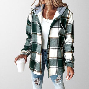 Chaqueta cálida con capucha para mujer y corte holgado