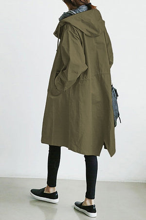 Chaqueta para mujer con capucha de longitud media