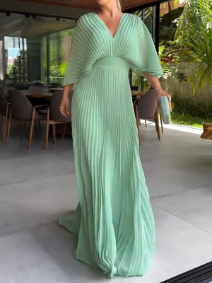 Colorful Pleated Maxi Dress with Elegant Flow
