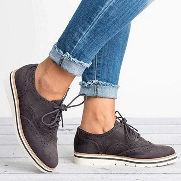 Stylish Women's Lace-Up Brogue Sneakers
