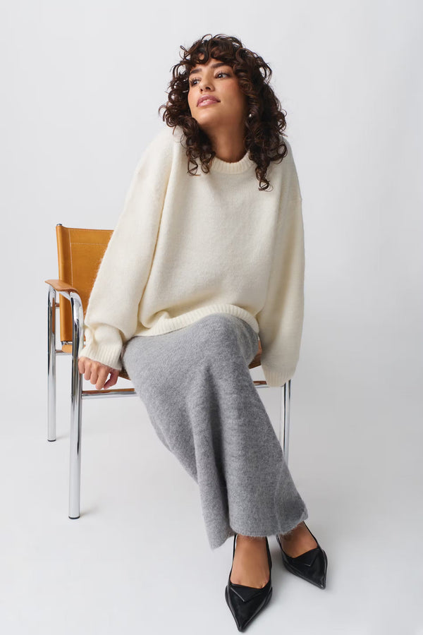 Women's Relaxed Crew Neck Knit Sweater