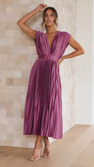 Elegant Sleeveless Maxi Dress - Flowing Pleated Design