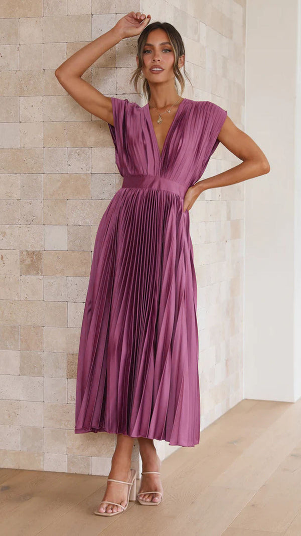 Elegant Sleeveless Maxi Dress - Flowing Pleated Design
