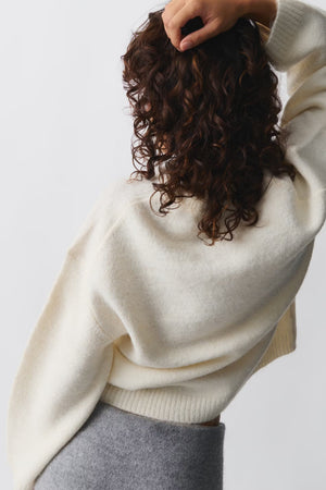 Women’s Soft Knit Oversized Sweater