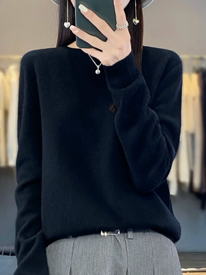 Women's Luxe Soft-Knit Crew Neck Sweater