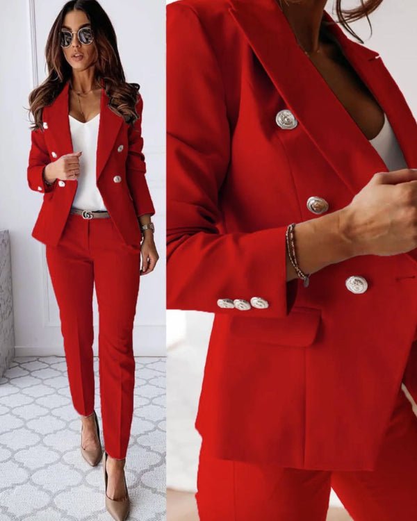 Elegant Tailored Women's Suit with Double-Breasted Design