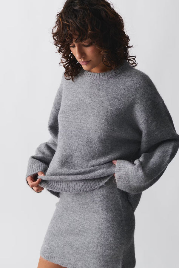 Women's Relaxed Crew Neck Knit Sweater