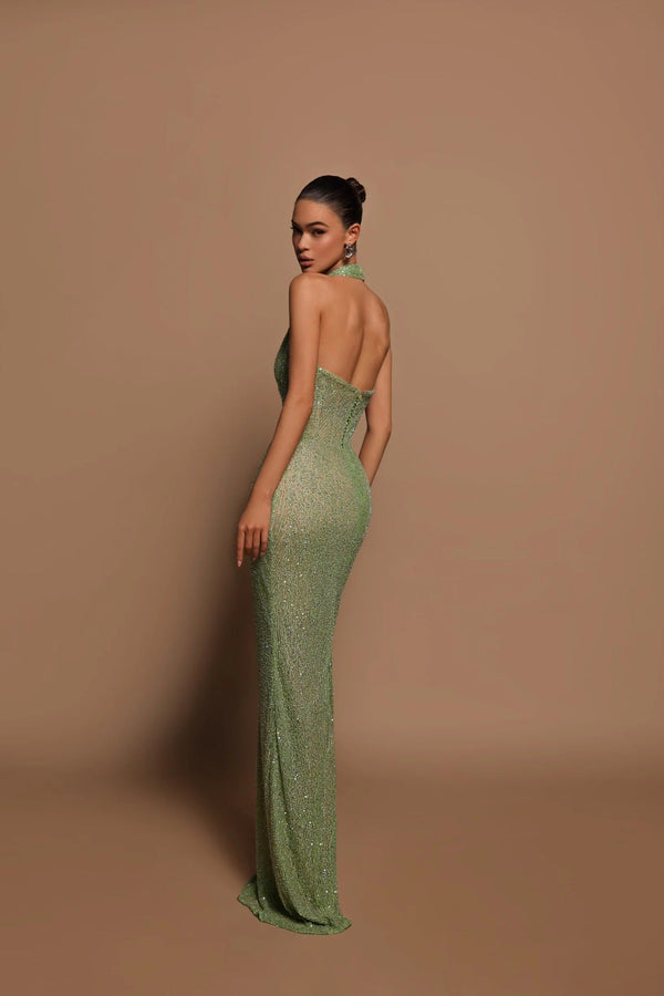 Elegant Emerald Maxi Dress with Alluring Design