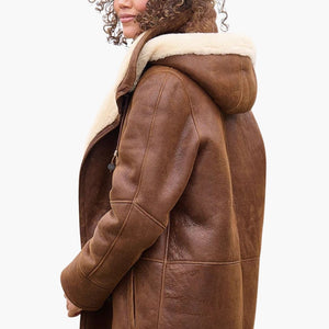 Women's Winter Coat with Hood and Synthetic Lining