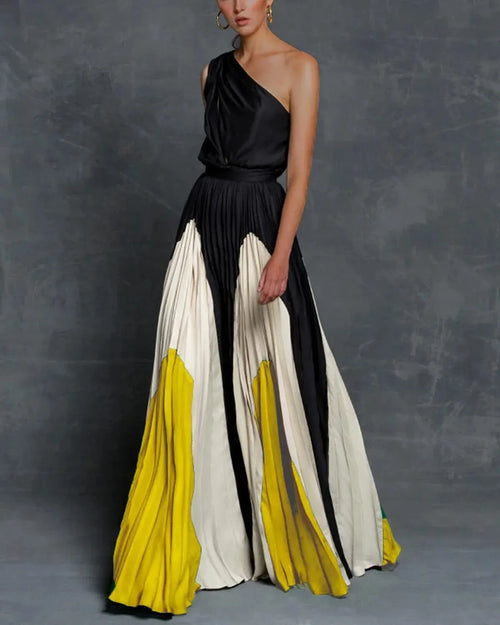 Elegant Maxi Dress with Stylish Shoulder Design