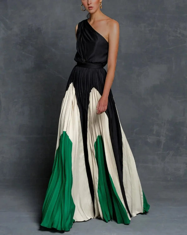 Elegant Maxi Dress with Stylish Shoulder Design