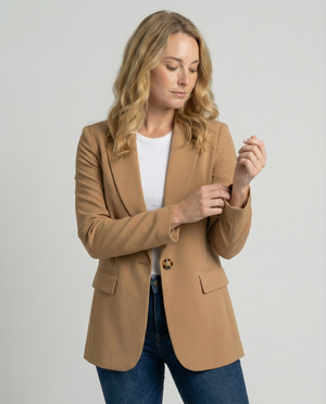 Women's Tailored Blazer with Timeless Sophisticated Style