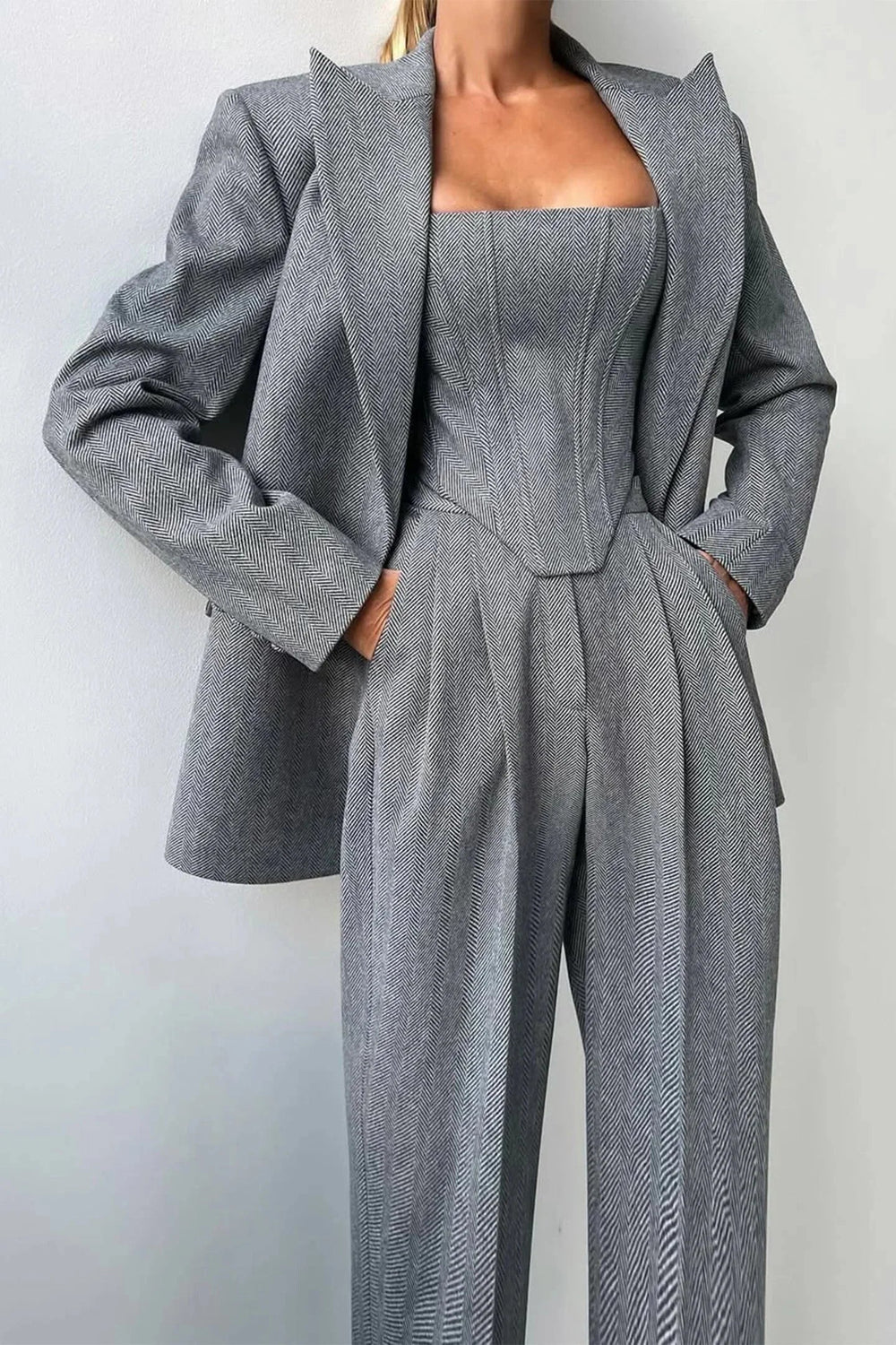 Fitted Three-Piece Women’s Set with Tailored Top