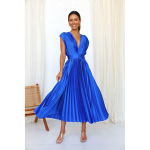 Elegant Sleeveless Maxi Dress - Flowing Pleated Design