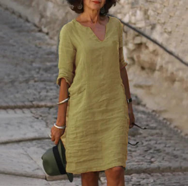 Stylish Mini Dress with V-Neck and 3/4 Sleeves