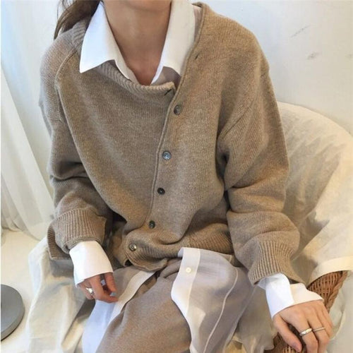 Women’s Relaxed Button Front Cardigan Sweater
