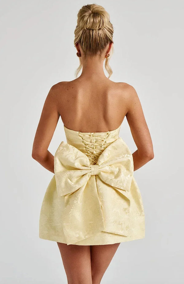 Elegant Strapless Jacquard Mini Dress with Open Back
